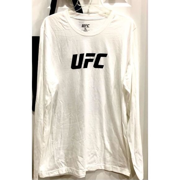 UFC - M Sz L - NWT Licensed Logo Long Sleeve Crewneck Tee w/Free UFC Tote - Picture 2 of 14